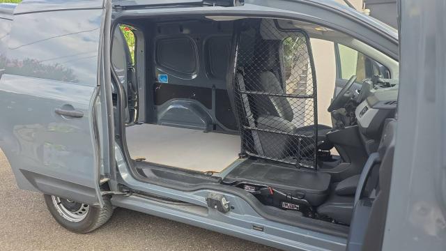 Renault Kangoo image 8