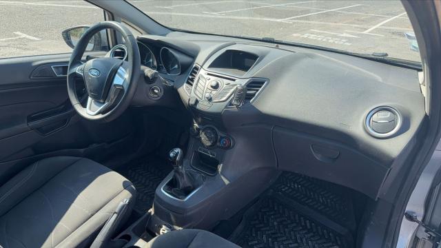 Ford Fiesta image 6