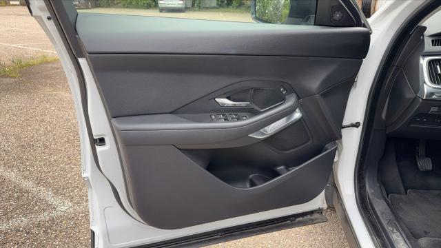 Jaguar E-Pace image 7