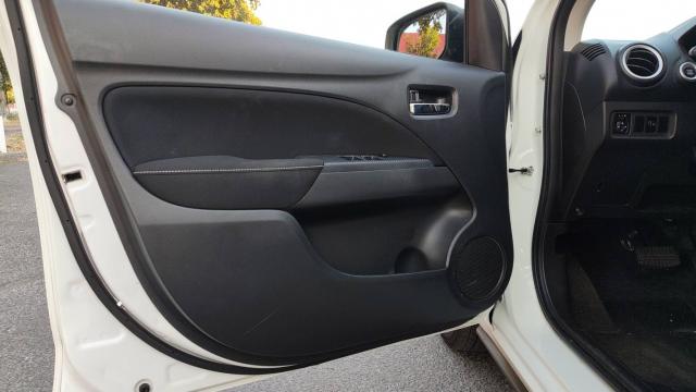 Mitsubishi Space Star image 1