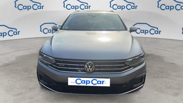Volkswagen Passat image 1