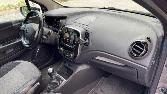 Renault Captur image 2