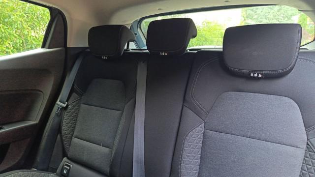 Renault Clio image 9