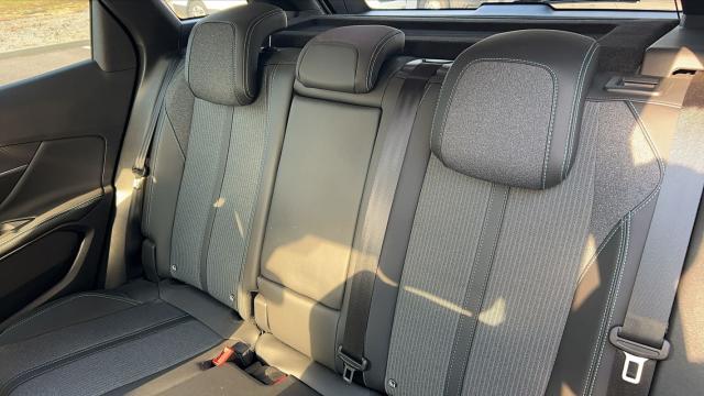 Peugeot 3008 image 8
