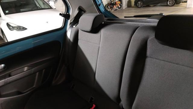 Volkswagen Up! image 6