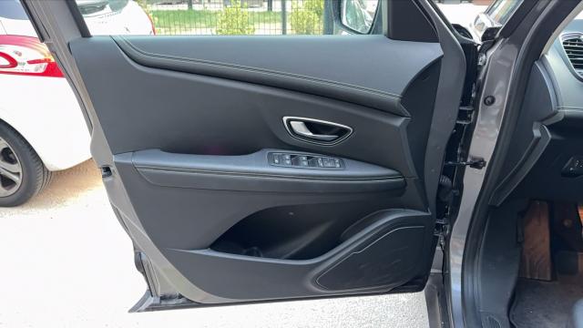 Renault Scénic image 8