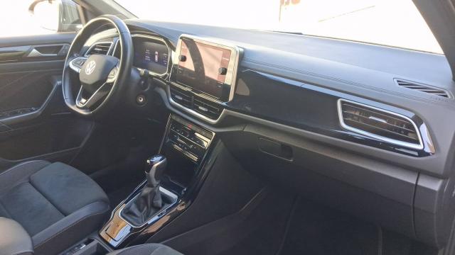Volkswagen T-Roc image 5