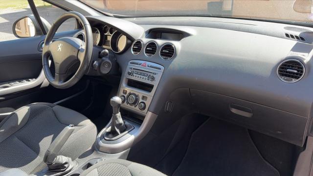 Peugeot 308 image 9