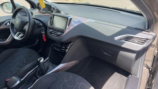 Peugeot 2008 image 4