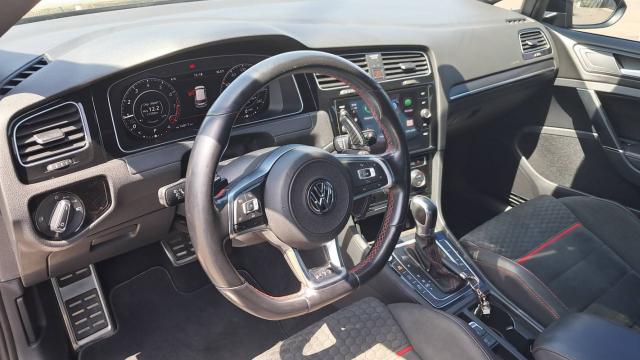 Volkswagen Golf image 7