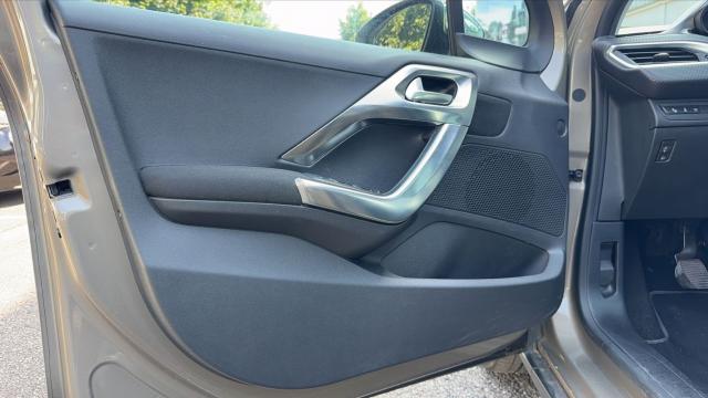 Peugeot 2008 image 6