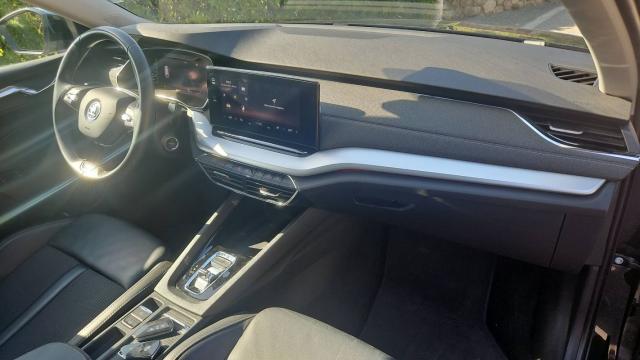 Skoda Octavia image 3