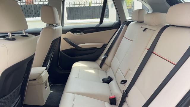 Bmw X1 image 9