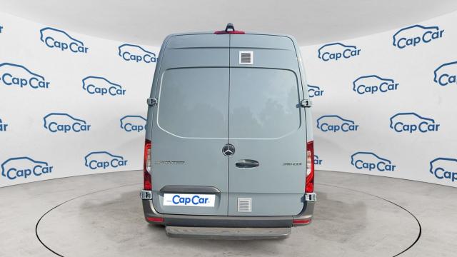 Mercedes Benz Sprinter image 8