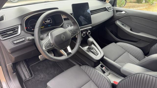 Renault Clio image 1