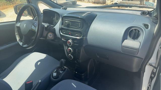 Peugeot Ion image 8