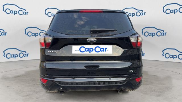Ford Kuga image 1