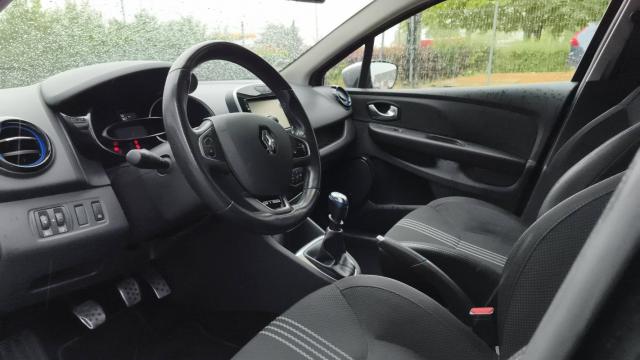 Renault Clio Estate image 9