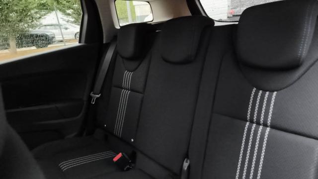 Renault Clio Estate image 5