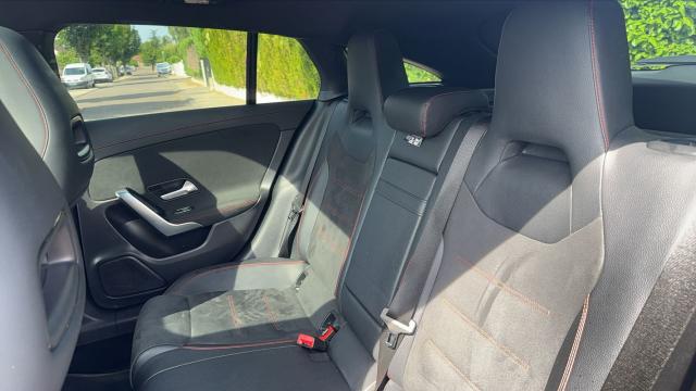 Mercedes Benz Cla Shooting Brake image 9