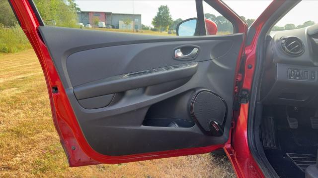 Renault Clio image 8
