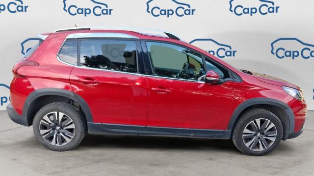 Peugeot 2008 image 2