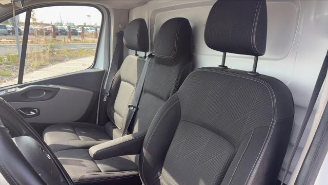 Renault Trafic image 7
