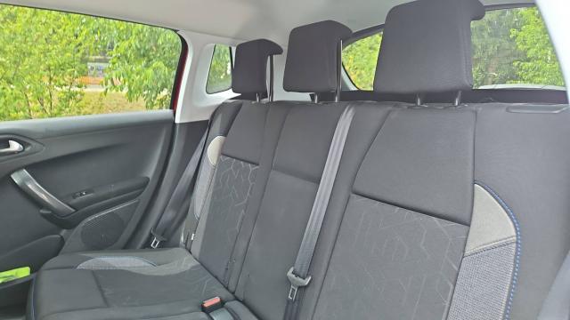 Peugeot 2008 image 7