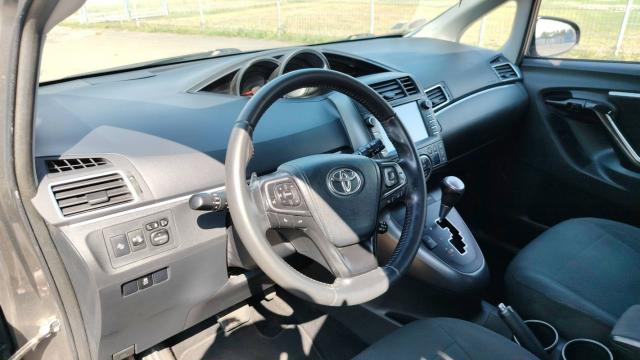Toyota Verso image 2