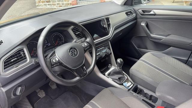 Volkswagen T-Roc image 5