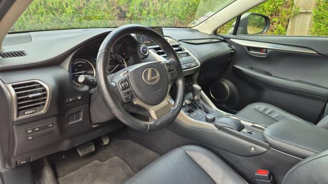 Lexus Nx 300h image 5
