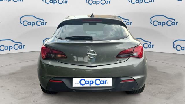 Opel Astra Gtc image 9