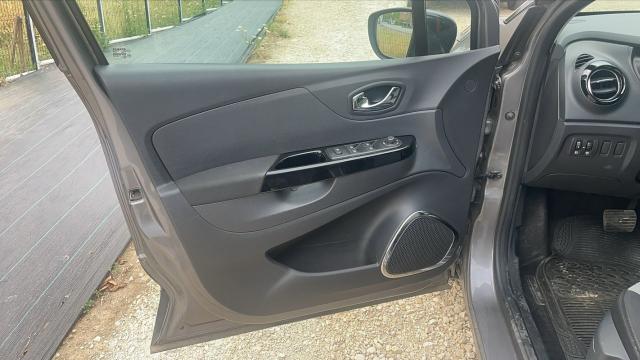 Renault Captur image 6