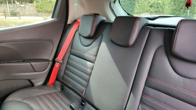 Renault Clio image 9