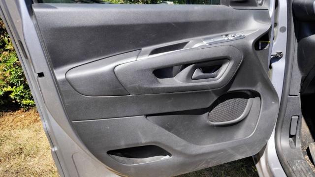Opel Combo Cargo image 9