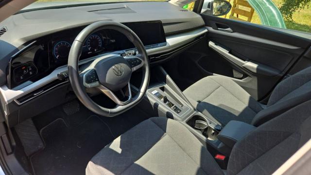 Volkswagen Golf image 8