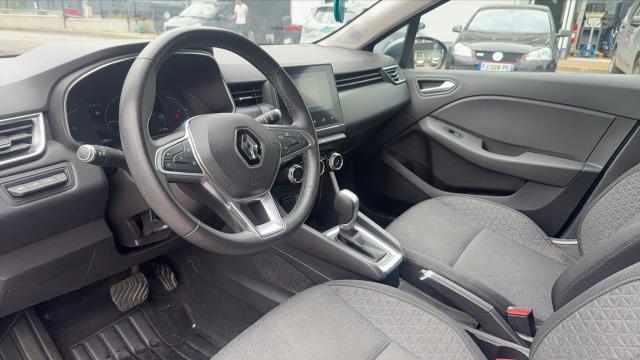 Renault Clio image 2