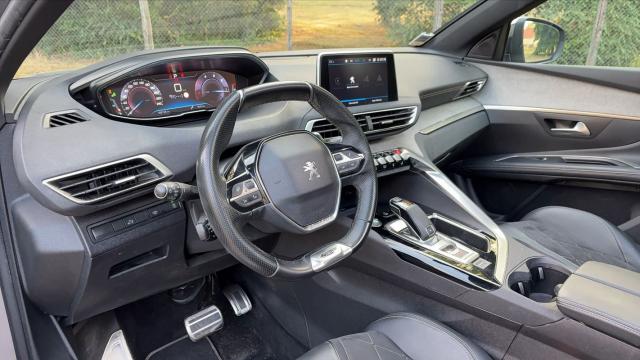 Peugeot 5008 image 4