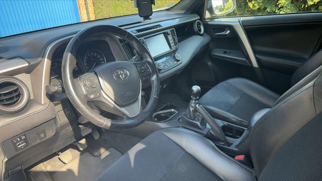 Toyota Rav4 image 1