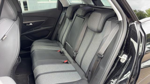 Peugeot 3008 image 1
