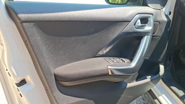 Peugeot 2008 image 1