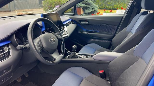 Toyota C-Hr image 8