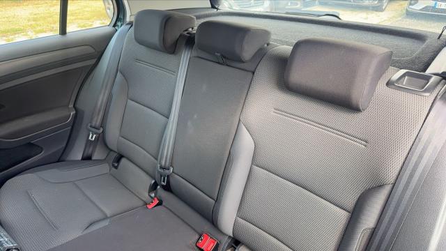 Volkswagen Golf image 1