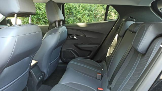 Peugeot 2008 image 4