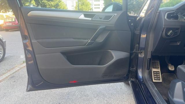 Volkswagen Golf Sportsvan image 7