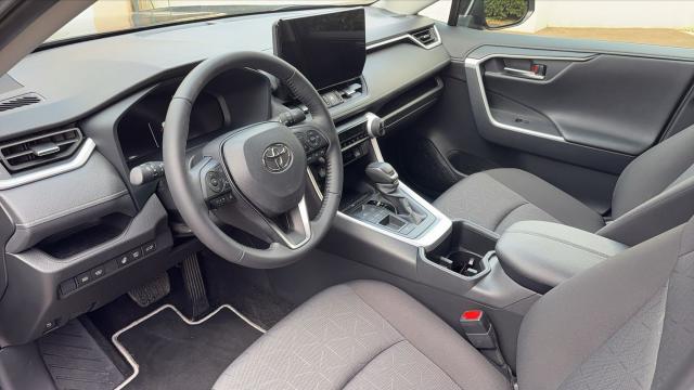 Toyota Rav4 image 3