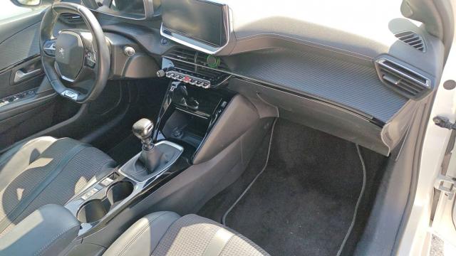 Peugeot 208 image 6