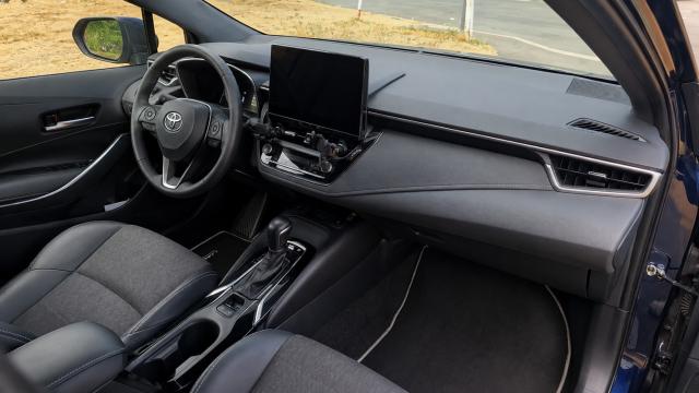 Toyota Corolla Touring Sports image 6