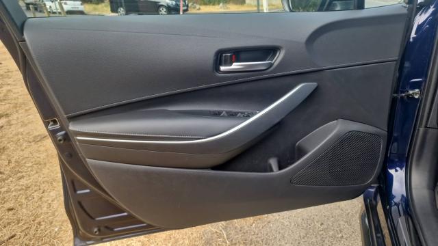 Toyota Corolla Touring Sports image 3