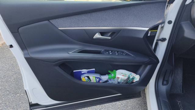 Peugeot 3008 image 4